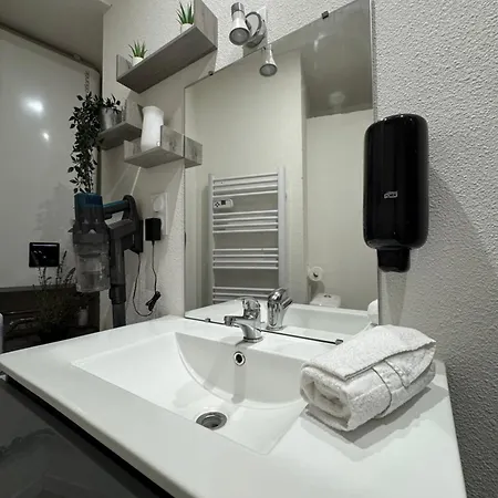 Apartamento Cosy F2 , Marx Dormoy A Wifi Clermont-Ferrand